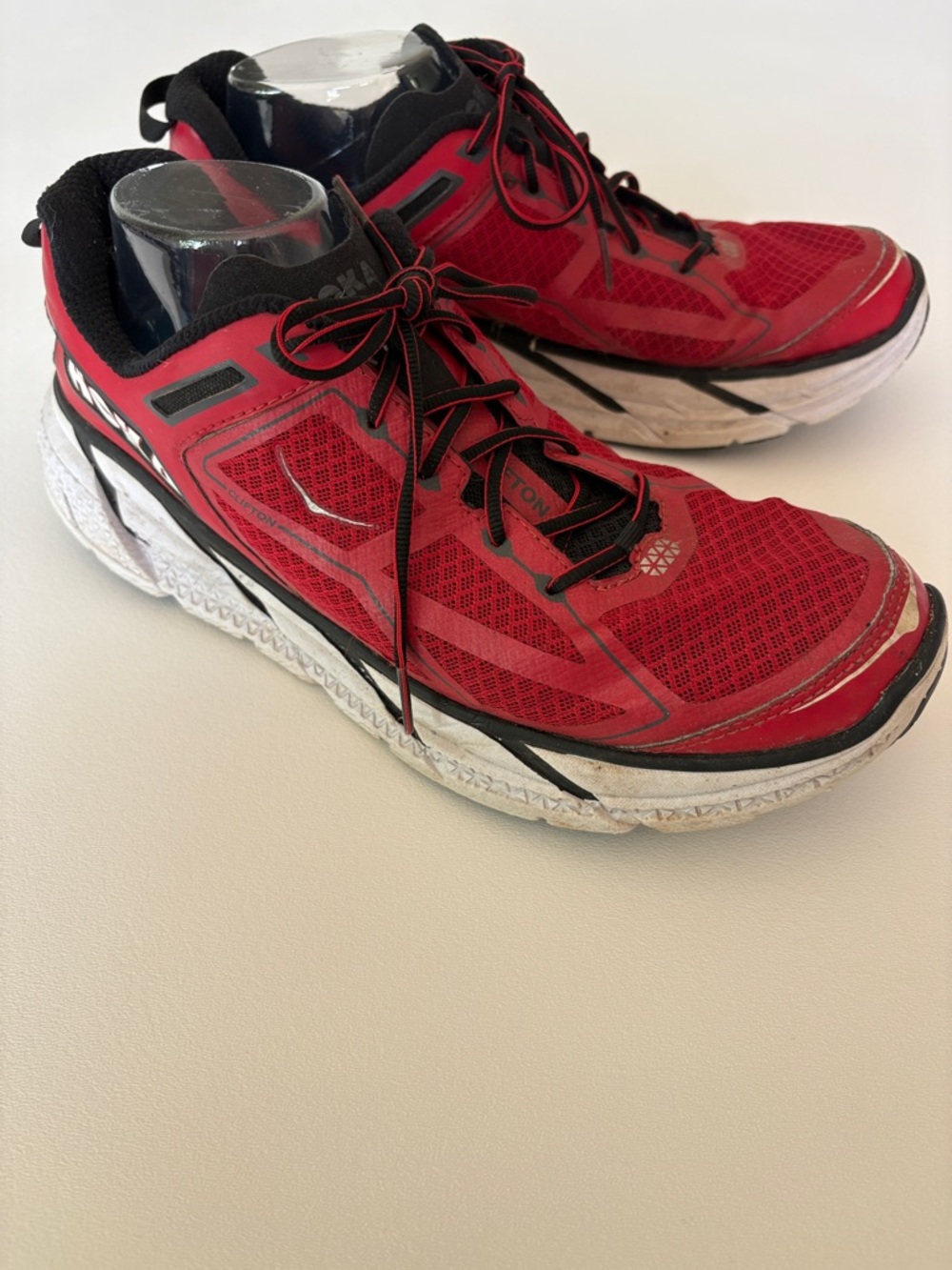 Hoka One One Clifton 1 Sneakers in Red Running Walking Travel Size 10